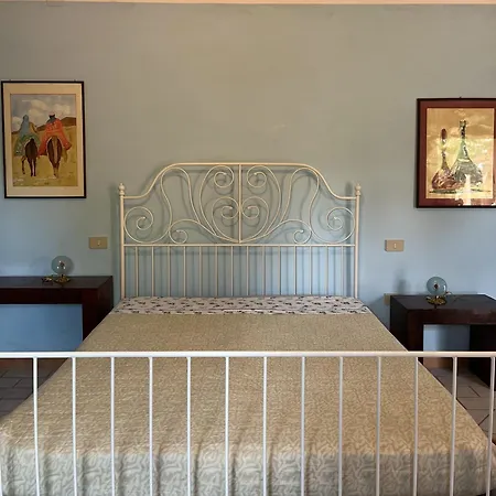 Podere Vignalago Bed & Breakfast