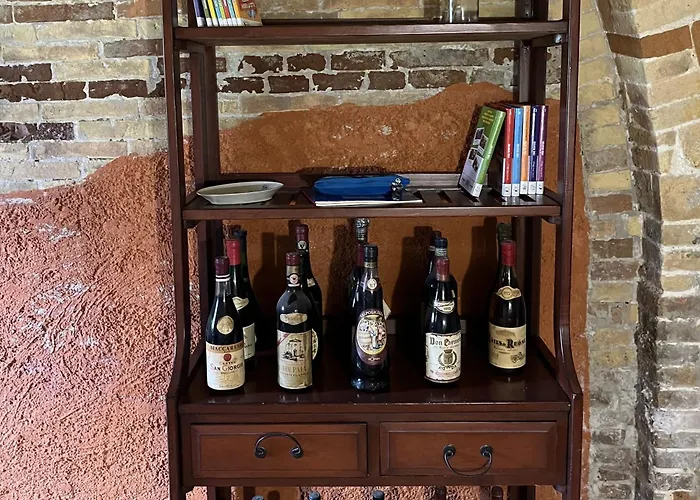 Podere Vignalago Bed and Breakfast 3*